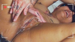 SEXY SUBMISSIVE ASIAN SLUT GF ENJOYS MULITPLE SQUIRTING SCREAMING ORGASMS