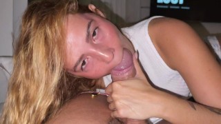 She Can't Help But Lick Her Own Cum And Give A Juicy Blowjob While She Unwinds
