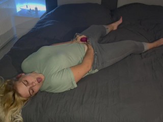 Bonie and Clyde's Foreplay Sexy Hot Wet Intense Multiple Orgasms Satisfyer Jeans Bed Clit