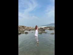 What I’d Wear on a First Date to the Beach Try-On Petite Redhead LeverageURAssets - 58