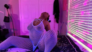 Reloaded - 2 Girls 1 Loop