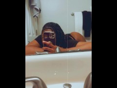 Ebony MILF throwing ass in a thong