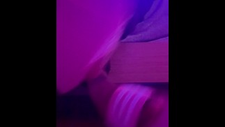 Showing off my feet and my new sandals! (@berryguild)