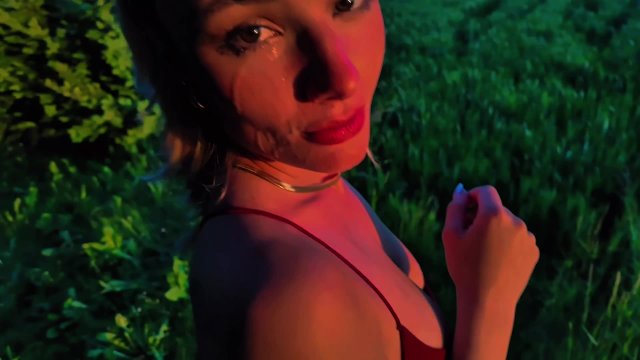 POV Blowjob bei Sonnenuntergang – sie konnte nicht warten