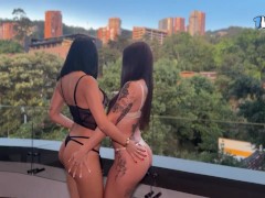 Having a delicious threesome with Anna Cherry and Liz Méndez! - Screenshot 1 of 16 - Teen