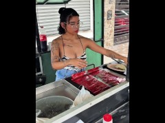 Otro cliente satisfecho - Screenshot 2 of 16 - Squirting Orgasm