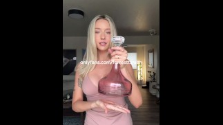 British Teen Yoga Pussy Flash