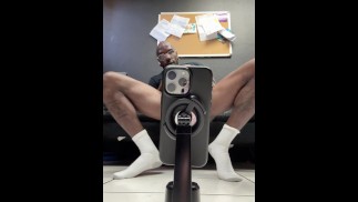 Прямая трансляция на Onlyfans и Twitter с FLESHLIGHT Onlyfans @CesarBelifonteUncut
