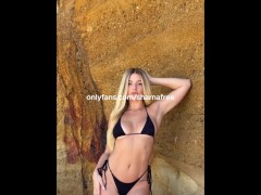 TikTok Girl Accidental Pussy Leak