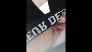 tenue de gym .... masturbation