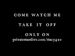 Big Ebony Ass Squeezed in Booty Shorts 16/16