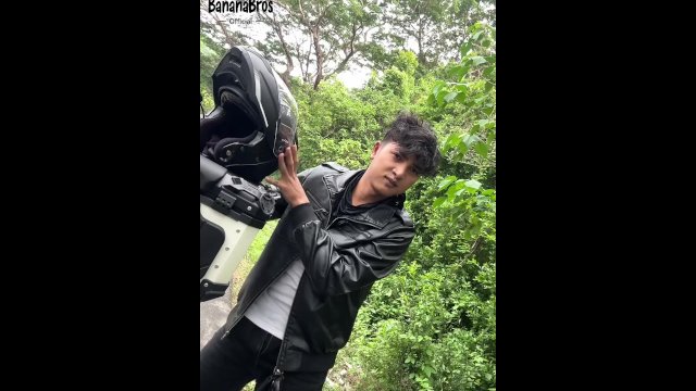 OUTDOOR JAKOL! Inabutan nanaman ako ng libog habang nag ddrive, kaya huminto ako muna at nagjakol