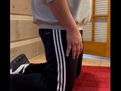 Self ballbusting video 1 - Screenshot 2 of 16 - Ballbusting