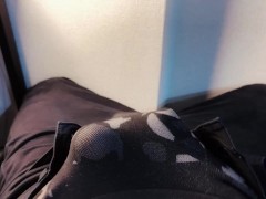 精液貫通オナニー♡下着越しにちんちんなでなでしてたら気持ちよくなちゃって.....♡ - Screenshot 14 of 16 - R18