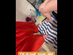 Ballbusting Squeezes - Screenshot 16 of 16 - Ballbusting