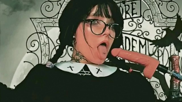 Watch Bondage Video:Hot Wednesday Addams Gets Destroyed by Two Sex Machines — Multiple Explosive Finishes ?