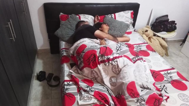 My stepfather fucks me and I ask him to fill my pussy