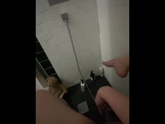 مراهقة عذراء جميلة تبلغ من العمر 18 عامًا - عارضة سناب شات - فتاة سعودية تستمني في الحمام - Screenshot 14 of 16 - California Babe