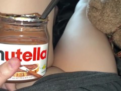 ثديين كبيرين من نوتيلا لفتاة سعودية - مراهقة لطيفة، مهبل ضيق، استرخِ، شاهد التلفاز عارية 9/16