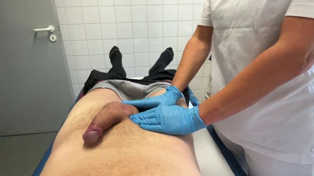 Medical cock milking - nurse jerks off the sperm 5 times in a row