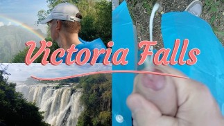 Masturbation publique aux chutes Victoria