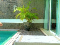 Tanned Temptation: Seduced, Carried & Filled in Bright Poolside Sunlight 🤫☀️💦 - Screenshot 2 of 16 - Swimming Pool