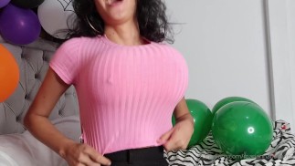 Breast inflation on Halloween 2023 (full video on C4S / MV / OF / Membersite)