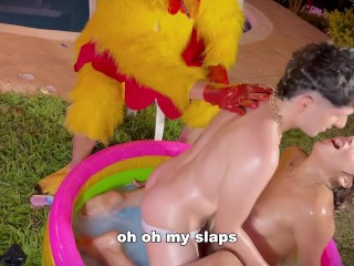 Frisby's chicken organizes fight between ALIX VLOGS and LARA ROSS to see who will fuck his fat cock