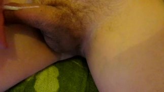 Secousses pour toi (4) avec un testicule