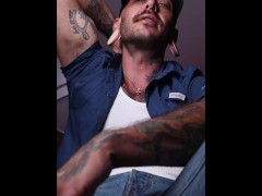 FTM TRANS DADDY TEACHES YOU HOW TO SUCK AND WORSHIP HIS PUSSY