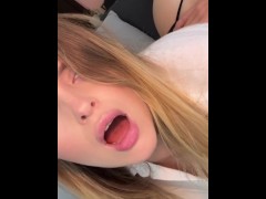 He worships her with his tongue💦 - Screenshot 10 of 16 - Blonde