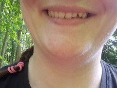 Promenons nous dans les bois... Quelqu'un me verra?