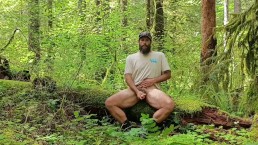Uncut video of me cumming in the forest