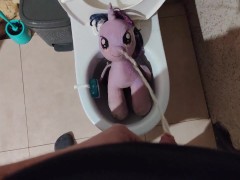 I'm stroking my friend's key