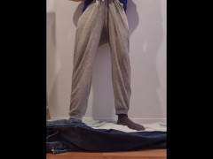Pissing my pants all day then jerk off