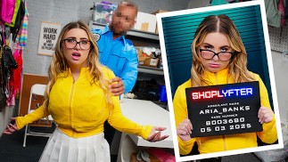 Boob Trapper - Катастрофа в торговом центре Aria Banks
