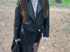 думал СНЯЛ телку в парке, а оказался В СПИСКЕ её ебланов на вечер - Screenshot 2 of 16 - Real Public Sex