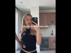 Blonde’s See-Through Dress Leak Rocks Live!