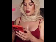 MAMI JAAN NEEDS A FOOT MASSAGE - Screenshot 15 of 16 - Pov