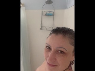 Will ты помоешь мне спину для меня?