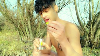 Gummy bears in ass , swallowing gummy bears with cum and piss on gummy bears - vore