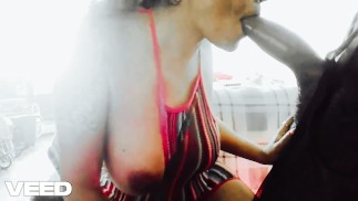 ONE OF THE BADDIES GIVE BLOWJOB TO BIG DICK BBC REAL BEHIND THE SCENES