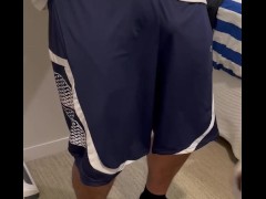 Self Ballbusting 5 - Screenshot 14 of 16 - Basketball