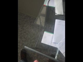 Je Frappe Ma Bite Pour La Réveillé Au Travail