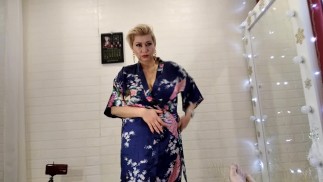 Peter Stone: Моя прекрасная жена и мои манипуляции с ее сладкой пиздой... Мой член прикреплен...))