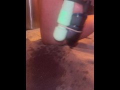 Pendulum piss - Screenshot 7 of 16 - Pee