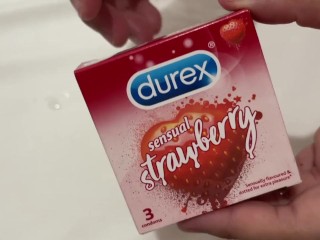 Обернуть и рассказать: Durex Sensual Strawberry
