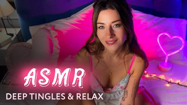 ASMR RELAX 🥰 A Sweet Brunette Super Fast Mic Pumping On Her Knees and Make You CUM * Amy Haze