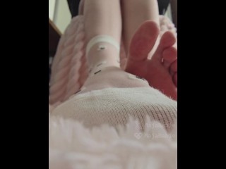 Giantess Feet