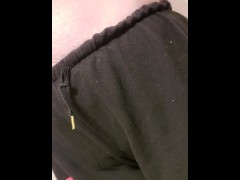 Sweatpants Pee - Screenshot 2 of 16 - Pee Pants